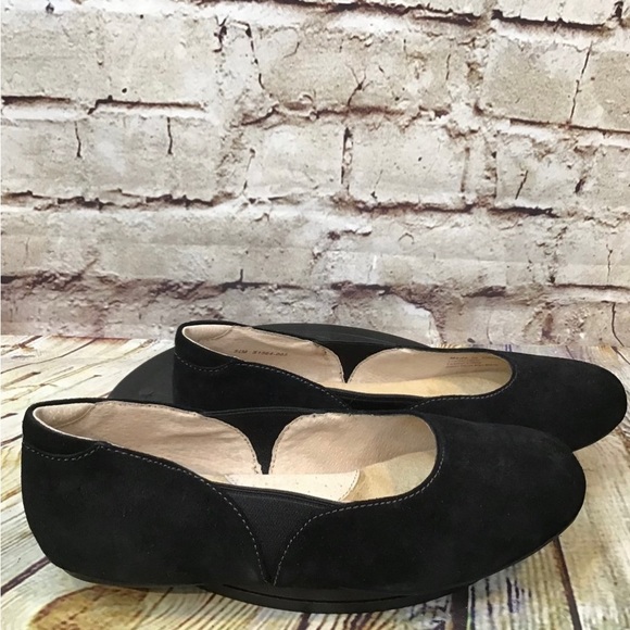 Soft Walk Women's Black Suede Elastic Slip On Closed Toe Comfort Flats Size 5.5 - Picture 9 of 9